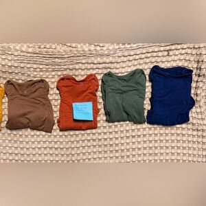 Kyte Baby 12-18 month long sleeve body suit bundle.